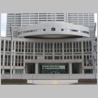 Tokyo Metropolitan Assembly Building, photo Zairon, Wikipedia,2.jpg